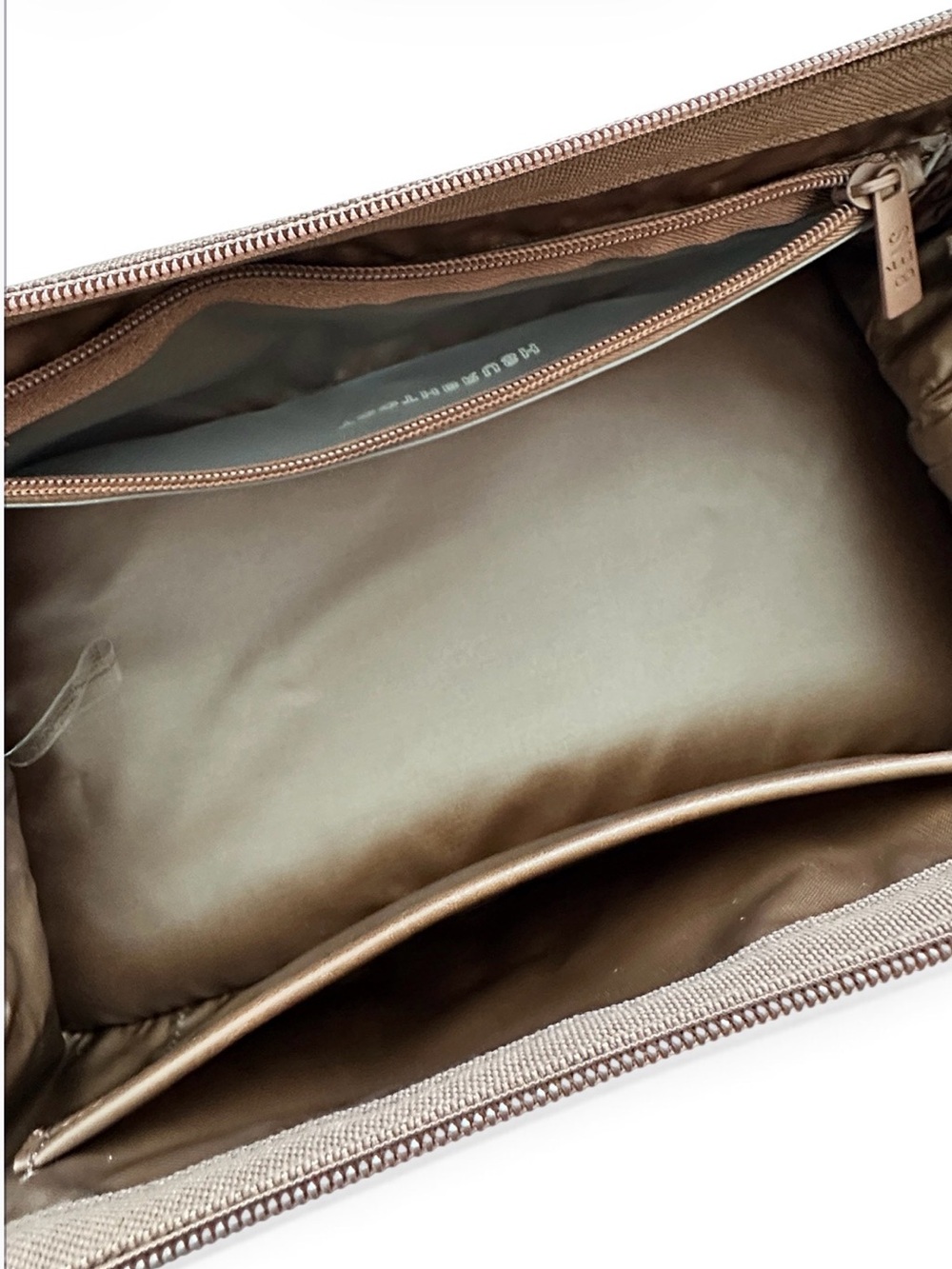 BEIS Brown Dopp Kit Travel Toiletry Bag - Picture 8 of 12
